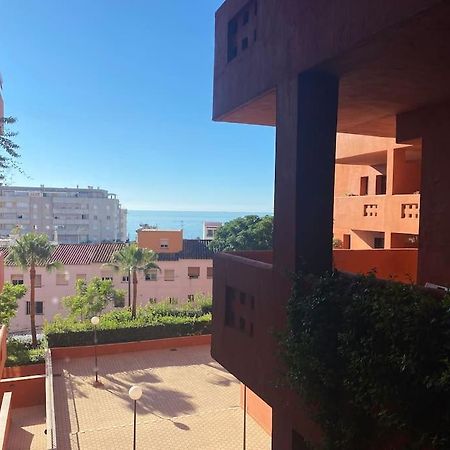 Central Estepona 3 Bed Apt With Pool And Parking Extérieur photo