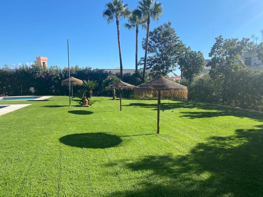 Central Estepona 3 Bed Apt With Pool And Parking Extérieur photo
