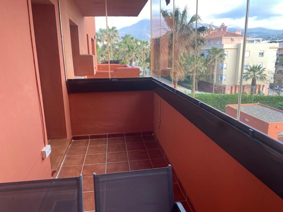 Central Estepona 3 Bed Apt With Pool And Parking Extérieur photo